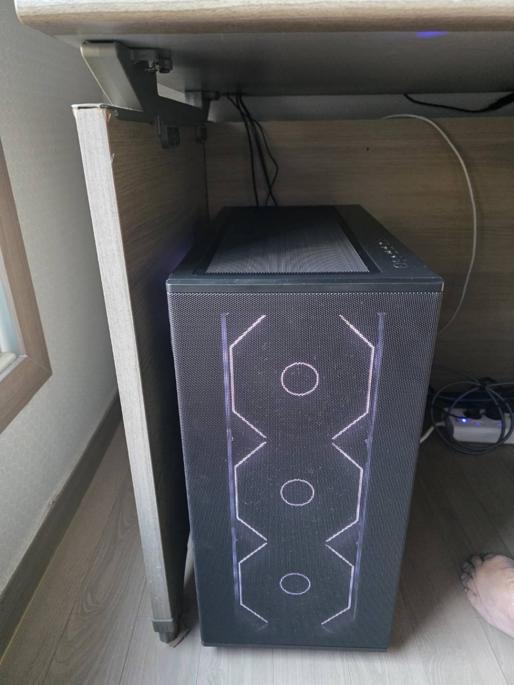 한성컴퓨터 ULTRON 2758 PLUS 프리싱크 리얼 75 무결점 : 컴퓨터연구소